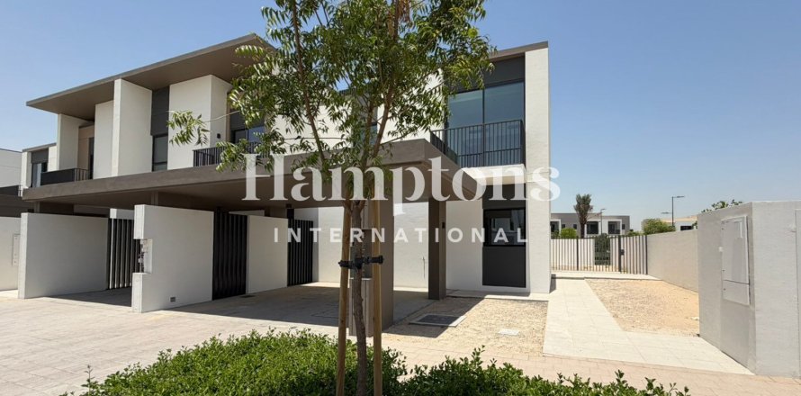 Adosado en Arabian Ranches 3, Dubai, 4 dormitorios, 273.042 m², № 110561