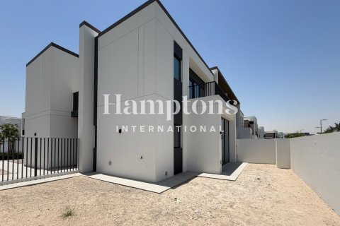 Adosado en Arabian Ranches 3, Dubai, 4 dormitorios, 273.04191700 m², № 110561 - foto 4