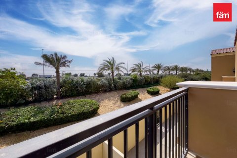 Townhouse in Dubai 3 bedrooms, 174.8 sq.m. № 110563 - photo 15