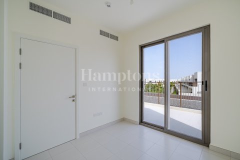 Villa en Dubai South (Dubai World Central), Dubai, 4 dormitorios, 237.36716500 m², № 110560 - foto 2