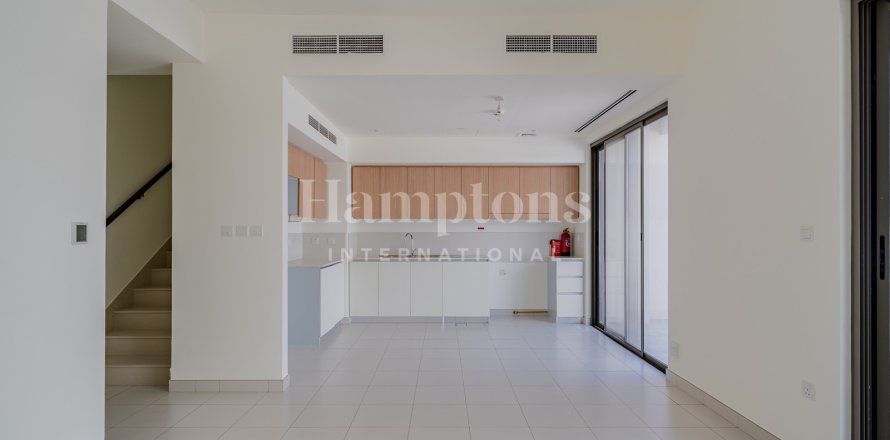 Villa en Dubai South (Dubai World Central), Dubai, 4 dormitorios, 237.367 m², № 110560