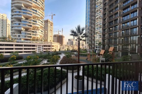 Apartment in Jumeirah Village Circle, Dubai 1 bedroom, 82 sq.m. № 103869 - photo 2