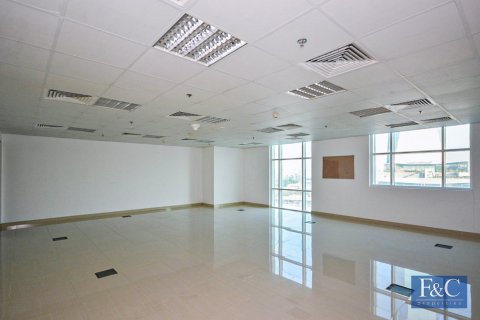 Office in Jumeirah Lake Towers, Dubai 104 sq.m. № 103874 - photo 3