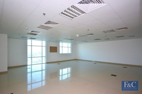 Office in Jumeirah Lake Towers, Dubai 104 sq.m. № 103874 - photo 2
