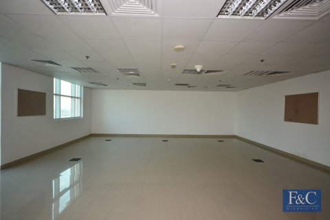 Office in Jumeirah Lake Towers, Dubai 104 sq.m. № 103874 - photo 15