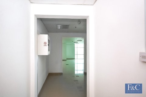 Office in Jumeirah Lake Towers, Dubai 104 sq.m. № 103874 - photo 12