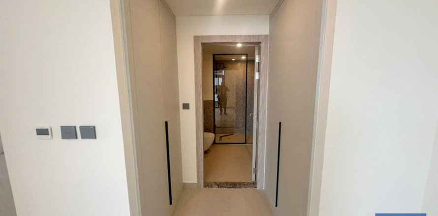 Apartment in Al Barsha South, Al Barsha, Dubai 1 bedroom, 79 sq.m. № 103872