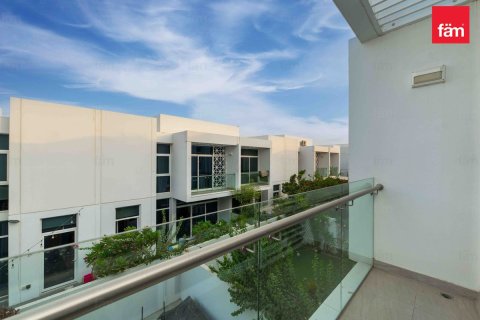 Adosado en Dubai, 3 dormitorios, 196.2 m², № 58835 - foto 11