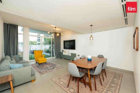 Adosado en Dubai, 3 dormitorios, 196.2 m², № 58835 - foto 1