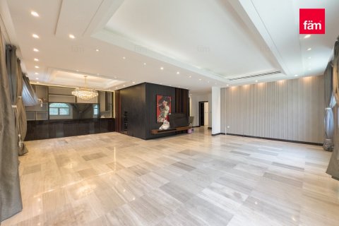 Villa in Dubai 5 bedrooms, 849 sq.m. № 58822 - photo 12