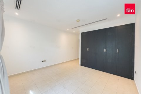 Villa in Dubai 5 bedrooms, 849 sq.m. № 58822 - photo 25