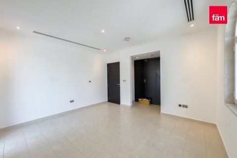 Villa in Dubai 5 bedrooms, 849 sq.m. № 58822 - photo 23