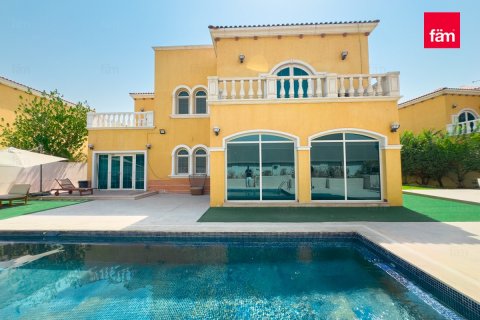 Villa in Dubai 5 bedrooms, 849 sq.m. № 58822 - photo 29