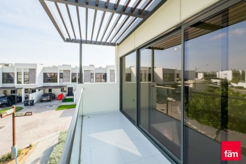 Villa in Dubai 6 bedrooms, 450.9 sq.m. № 58823 - photo 2