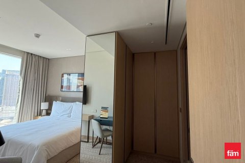 Apartment in Downtown Dubai (Downtown Burj Dubai), Dubai 3 bedrooms, 131.9 sq.m. № 58837 - photo 13