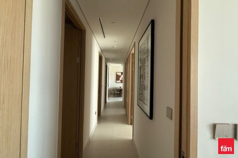 Apartment in Downtown Dubai (Downtown Burj Dubai), Dubai 3 bedrooms, 131.9 sq.m. № 58837 - photo 11