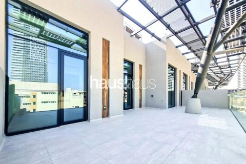 Apartment in Jumeirah Village Circle, Dubai 2 bedrooms, 140 sq.m. № 43549 - photo 2