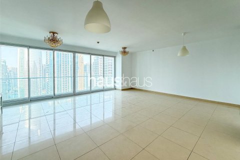 Apartment in Jumeirah Lake Towers, Dubai 2 bedrooms, 141 sq.m. № 43558 - photo 7