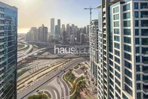 Apartment in Jumeirah Lake Towers, Dubai 2 bedrooms, 141 sq.m. № 43558 - photo 9