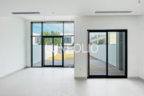 Townhouse in Al Furjan, Dubai 3 bedrooms, 244 sq.m. № 45475 - photo 1
