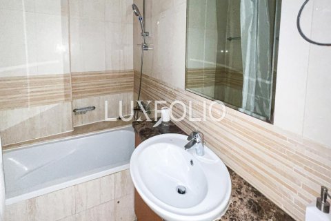 Apartment in Dubai Marina, Dubai 2 bedrooms, 173 sq.m. № 45462 - photo 17