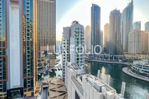 Apartment in Dubai Marina, Dubai 2 bedrooms, 125 sq.m. № 45463 - photo 11