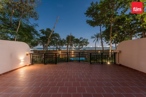 Apartment in Palm Jumeirah, Dubai 1 bedroom, 144.9 sq.m. № 84760 - photo 3