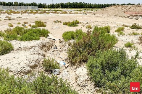 Купить земельный участок в Дубае: 930.2м², № 84772 - фото 9