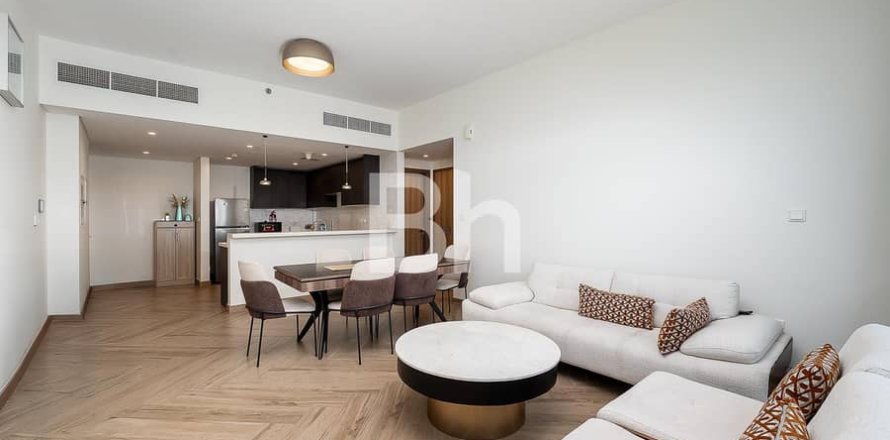 Appartement à Bur Dubai, Dubai, 1 chambre, 86 m², № 24380