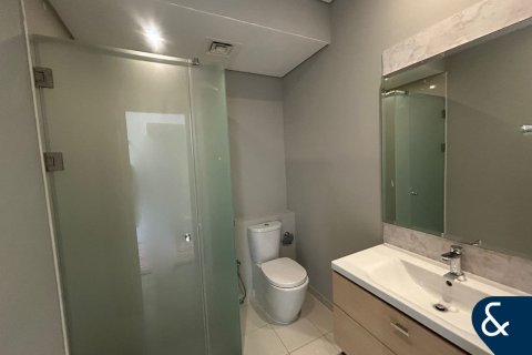 Снять в аренду виллу в DAMAC Hills (Akoya by DAMAC), Дубай: 3 спальни, 190м², № 76802 - фото 21