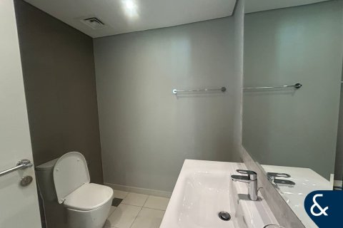 Снять в аренду виллу в DAMAC Hills (Akoya by DAMAC), Дубай: 3 спальни, 190м², № 76802 - фото 12