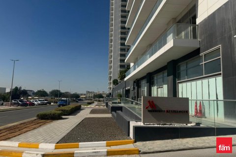 Tienda en Al Barsha, Dubai, 197.1 m², № 83529 - foto 11