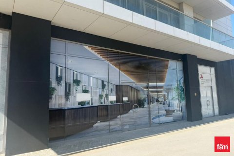 Tienda en Al Barsha, Dubai, 197.1 m², № 83529 - foto 4