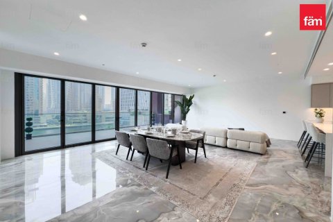 Appartement à Dubai Marina, Dubai, 3 chambres, 344.9 m², № 83520 - photo 1