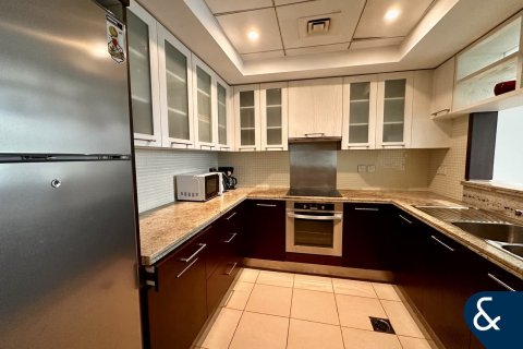 Apartamento en Downtown Dubai (Downtown Burj Dubai), Dubai, 1 dormitorio, 73 m², № 78659 - foto 9