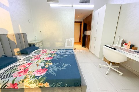 Apartment in Park Gate Residences, Al Kifaf, Dubai 2 bedrooms, 150 sq.m. № 73699 - photo 11