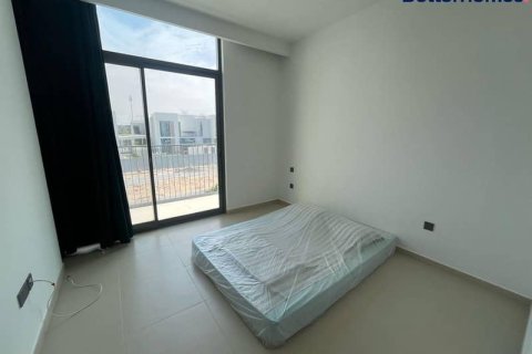 Townhouse in Arabian Ranches 3, Dubai 3 bedrooms, 180 sq.m. № 57914 - photo 10
