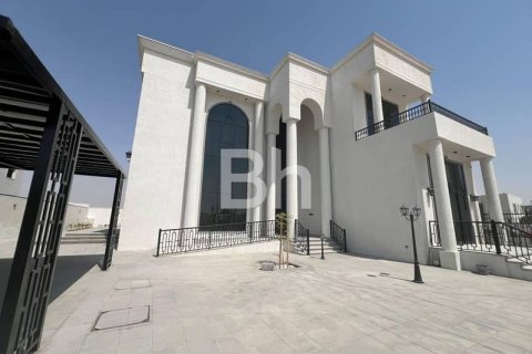 Villa à Dubai Land, Dubai, 4 chambres, 743 m², № 57917 - photo 2