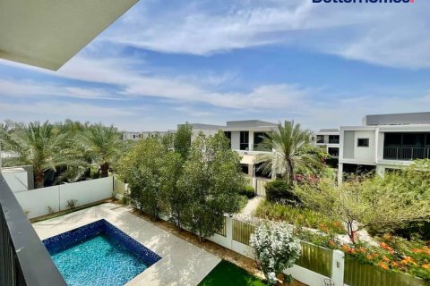 Villa in Dubai Hills Estate, Dubai 5 bedrooms, 680 sq.m. № 57916 - photo 2