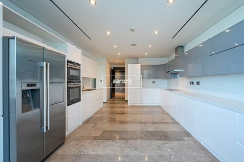 Penthouse in Dubai Marina, Dubai 4 bedrooms, 566.7 sq.m. № 11386 - photo 6