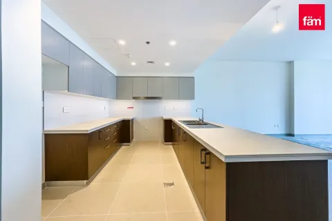 Apartment in Dubai 3 bedrooms, 160 sq.m. № 11390 - photo 2