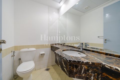 Townhouse in Arabian Ranches 2, Dubai 4 bedrooms, 350.39945801 sq.m. № 111974 - photo 19