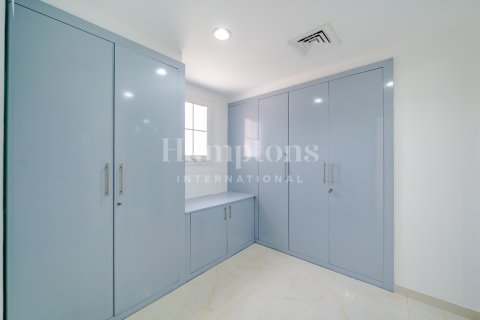 Townhouse in Arabian Ranches 2, Dubai 4 bedrooms, 350.39945801 sq.m. № 111974 - photo 18