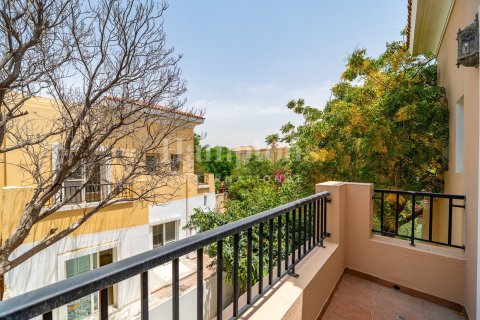 Townhouse in Arabian Ranches 2, Dubai 4 bedrooms, 350.39945801 sq.m. № 111974 - photo 13