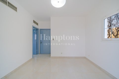 Townhouse in Arabian Ranches 2, Dubai 4 bedrooms, 350.39945801 sq.m. № 111974 - photo 12