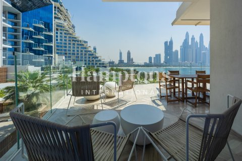 Ático en FIVE Palm Jumeirah, Palm Jumeirah, Dubai, 4 dormitorios, 545.27000372 m², № 111970 - foto 3