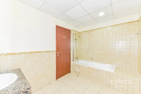 Apartment in Jumeirah Beach Residence, Dubai 4 bedrooms, 256 sq.m. № 62340 - photo 13