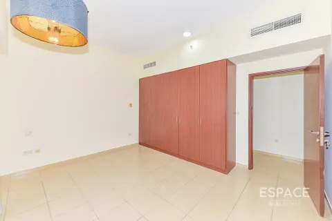 Apartment in Jumeirah Beach Residence, Dubai 4 bedrooms, 256 sq.m. № 62340 - photo 12