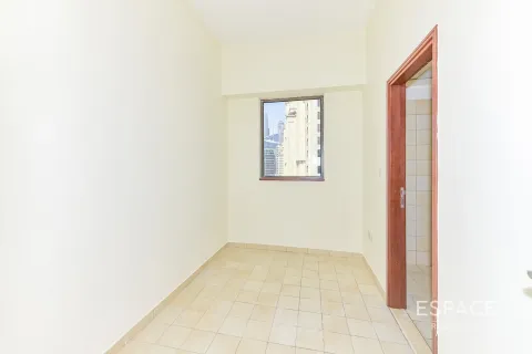Apartment in Jumeirah Beach Residence, Dubai 4 bedrooms, 256 sq.m. № 62340 - photo 17