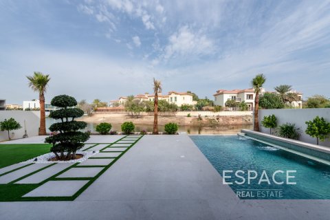 Villa in Jumeirah Park, Dubai 5 bedrooms, 632 sq.m. № 62339 - photo 18